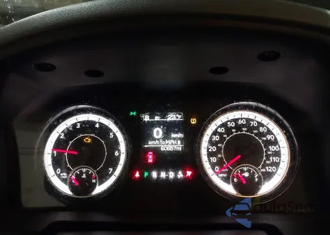 2018 Ram 1500 Express 4X4 6'4 Box from USA, damaged, VIN 3C6JR7AG4JG140331